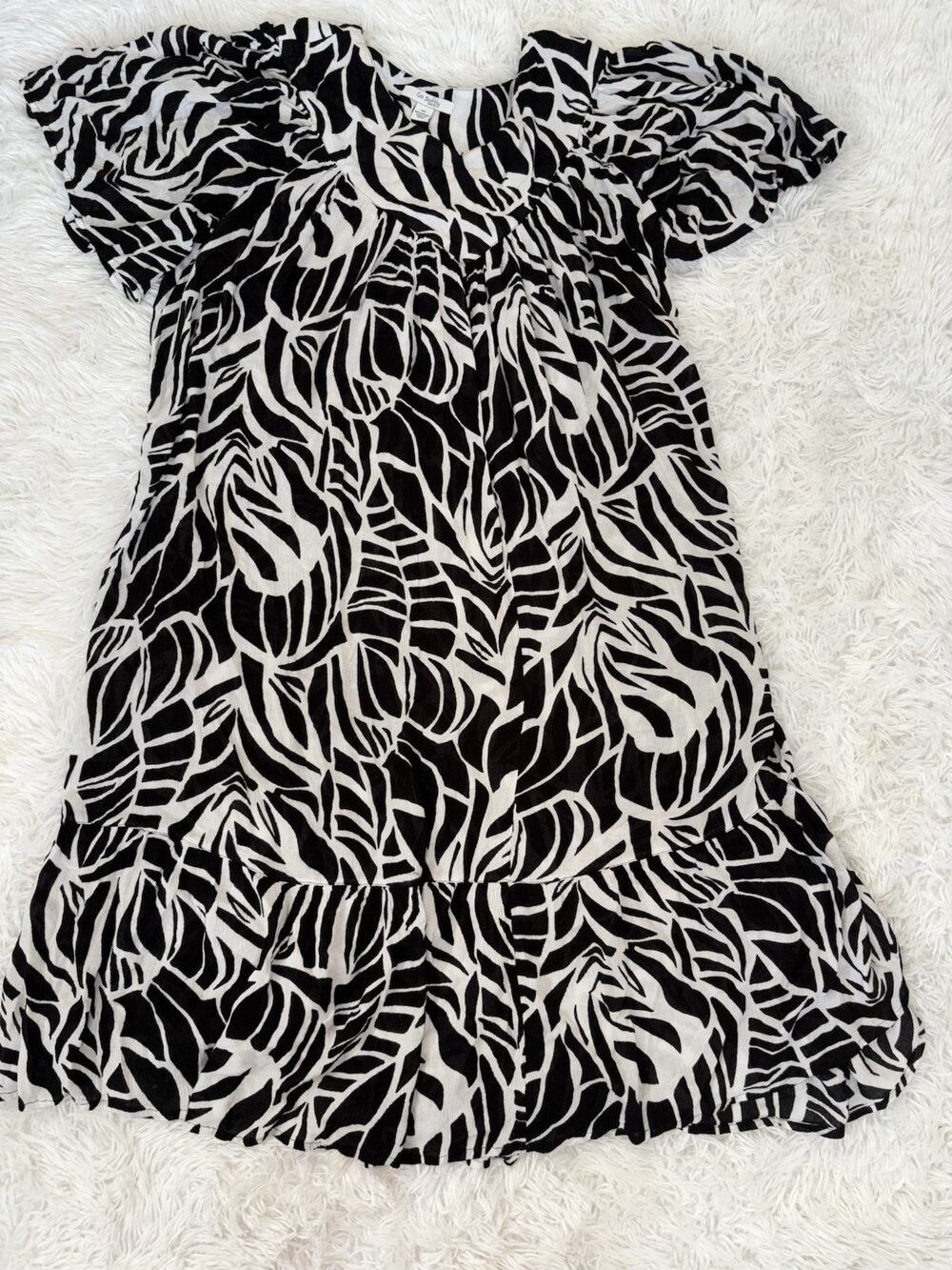 Go Softly Patio M Black & White Flow Dress. Pretty, Exc. Qual, Comfortable
